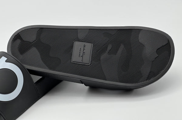 Authentic Salvatore Ferragamo Men's Black Groove Slide Slippers Sandals Shoes Size 8