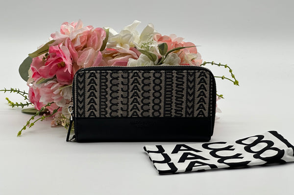 Authentic Marc Jacobs Monogram Jaquard Continental Wristlet Wallet