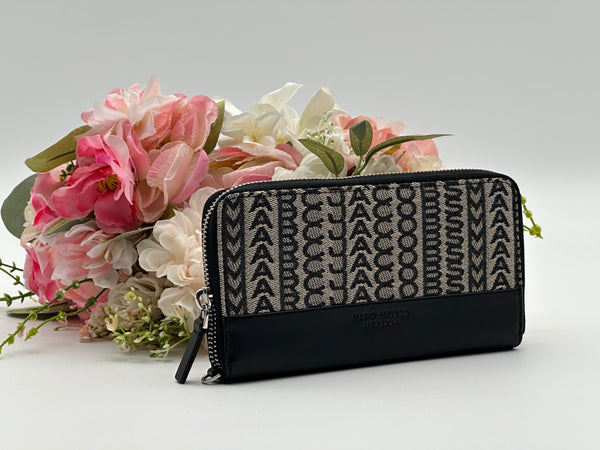 Authentic Marc Jacobs Monogram Jaquard Continental Wristlet Wallet