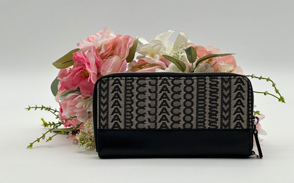 Authentic Marc Jacobs Monogram Jaquard Continental Wristlet Wallet