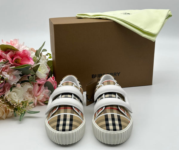 Authentic Burberry Kids Beige Mark Check Low Top Canvas Sneaker Shoes  Size US 3 EU 35