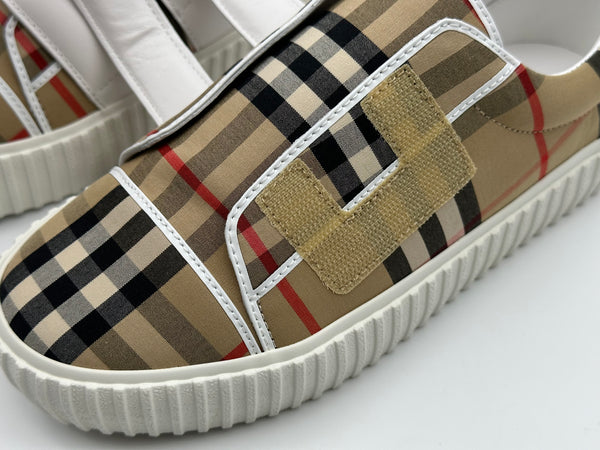 Authentic Burberry Kids Beige Mark Check Low Top Canvas Sneaker Shoes  Size US 3 EU 35