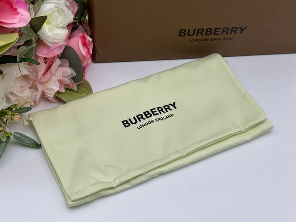 Authentic Burberry Kids Beige Mark Check Low Top Canvas Sneaker Shoes  Size US 3 EU 35