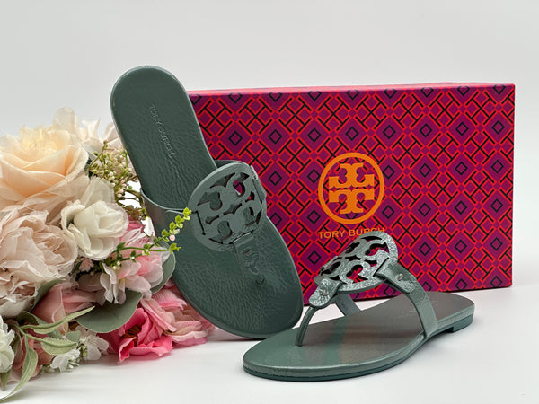 Authentic Tory Burch New Arctic Miller Soft Leather Thong Sandal Size 5