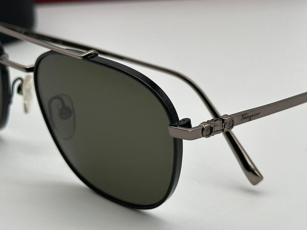 Authentic Salvatore Ferragamo Mens Silver Gray Sunglasses Frames Logo Aviator Glasses