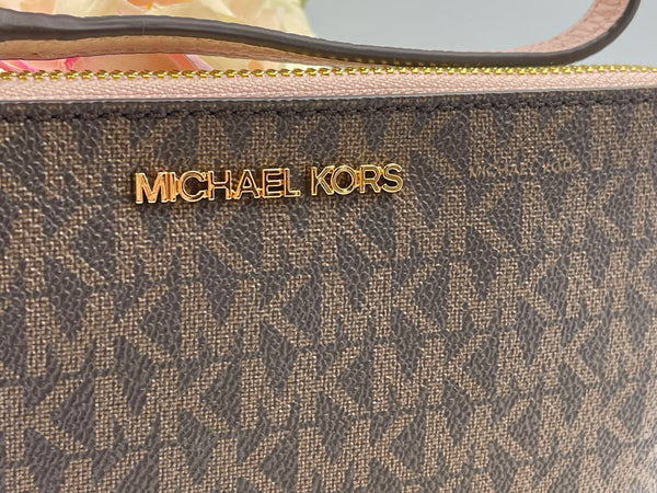 MICHAEL KORS Jet Set Travel Large Wristlet