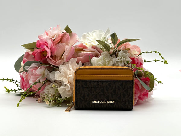 Michael Kors Zip Around Card Case