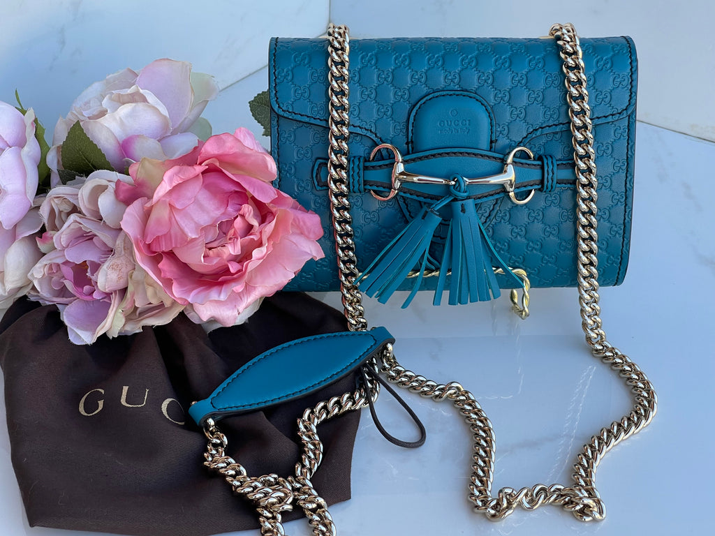 Gucci Mini Microguccissima Emily Crossbody Bag (SHG-JHzrWD) – LuxeDH