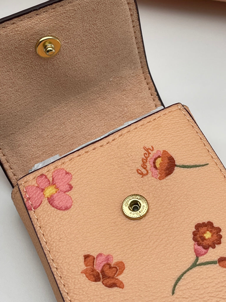 Coach Mini Handbag Charm Necklace In Gold/pink Multi