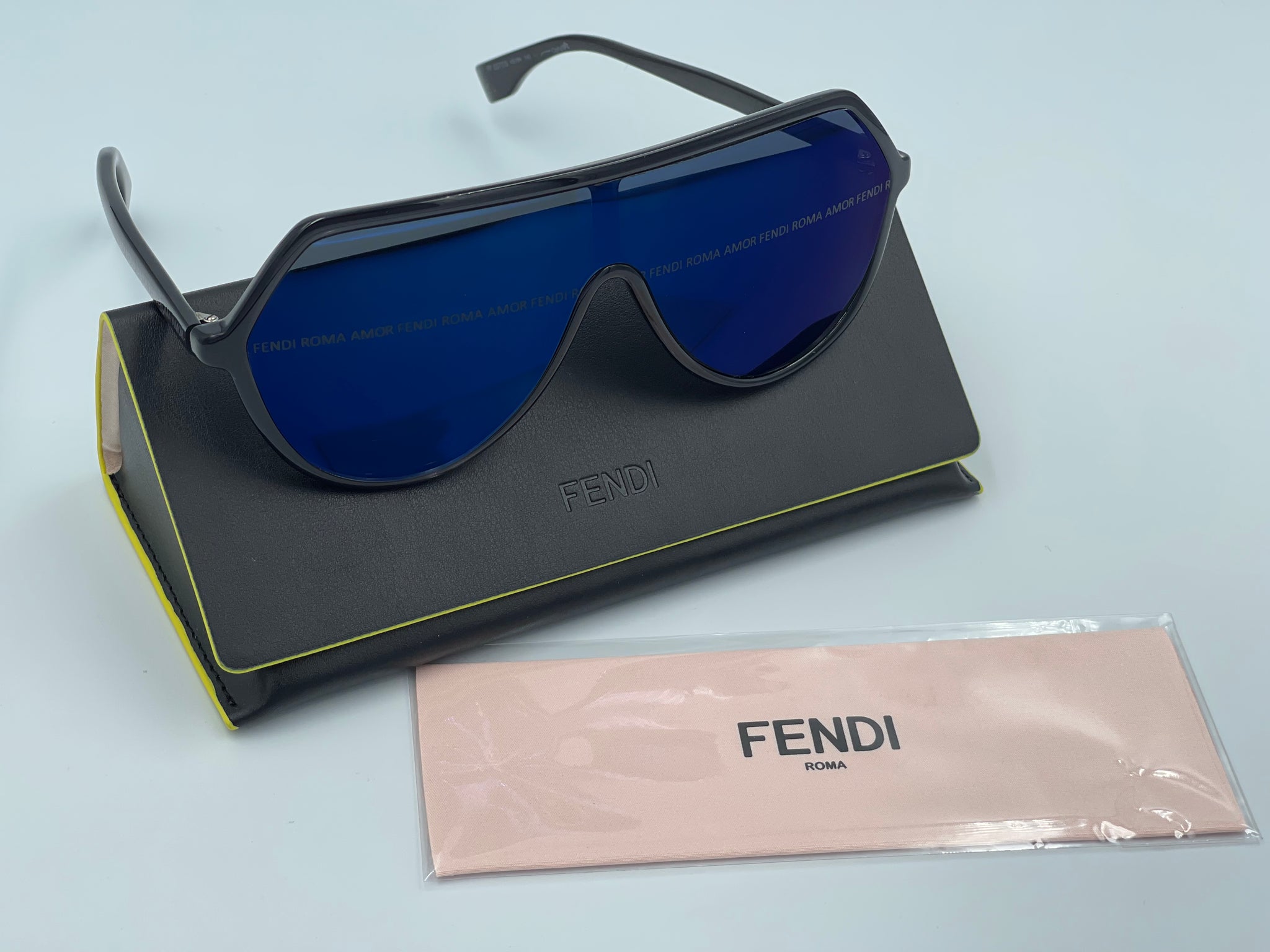 Authentic Fendi Roma Amor Unisex Sunglasses – Ximena
